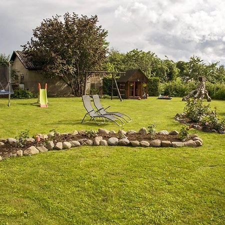 Vahe Guest House Poltsamaa Exterior foto